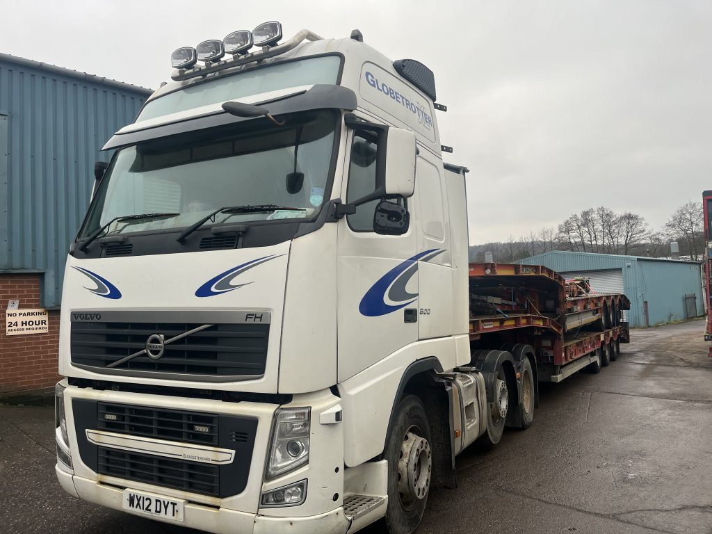 Volvo FH13 460 - Xe đầu kéo: hình 1 Volvo FH13 460 - Xe đầu kéo: hình 1