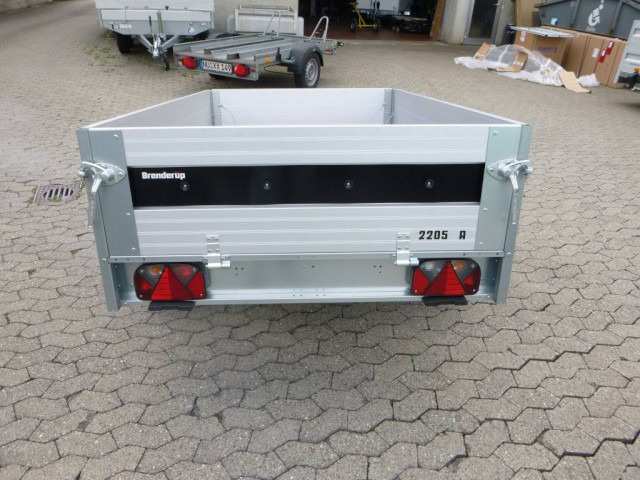 Brenderup Tieflader 2205AUB750 Alu 2030 x 1280 x 400 mm - Rơ moóc xe hơi: hình 4 Brenderup Tieflader 2205AUB750 Alu 2030 x 1280 x 400 mm - Rơ moóc xe hơi: hình 4