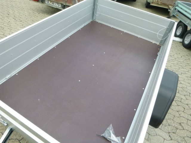 Brenderup Tieflader 2205AUB750 Alu 2030 x 1280 x 400 mm - Rơ moóc xe hơi: hình 3 Brenderup Tieflader 2205AUB750 Alu 2030 x 1280 x 400 mm - Rơ moóc xe hơi: hình 3