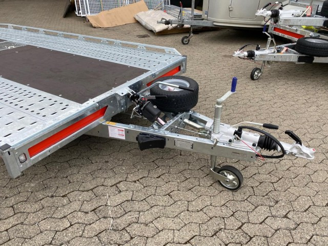 Brian James T Transporter, 231-5521-35-3-10, 5500 x 2100 mm, 3,5 to. kippbar mit Auffahrrampe - Rơ moóc tự động vận chuyển: hình 2 Brian James T Transporter, 231-5521-35-3-10, 5500 x 2100 mm, 3,5 to. kippbar mit Auffahrrampe - Rơ moóc tự động vận chuyển: hình 2