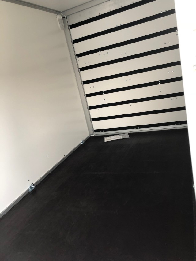Humbaur Koffer HK 253015-18P, 2,5 to. 3040x1510x1800mm, Rampe, Seitentüre - Rơ moóc hộp kín: hình 3 Humbaur Koffer HK 253015-18P, 2,5 to. 3040x1510x1800mm, Rampe, Seitentüre - Rơ moóc hộp kín: hình 3