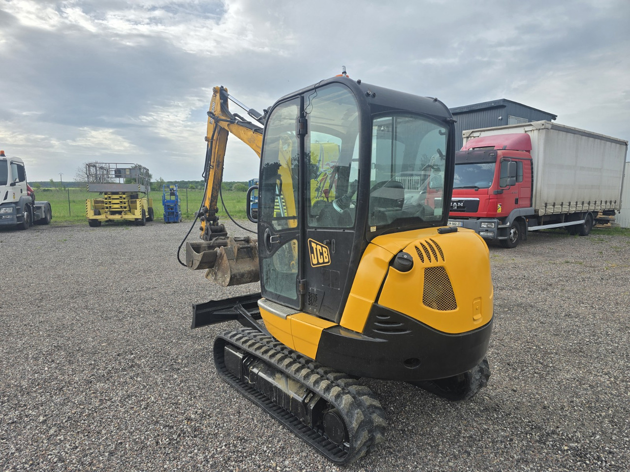 JCB 8026 CTS - Máy xúc mini: hình 3 JCB 8026 CTS - Máy xúc mini: hình 3
