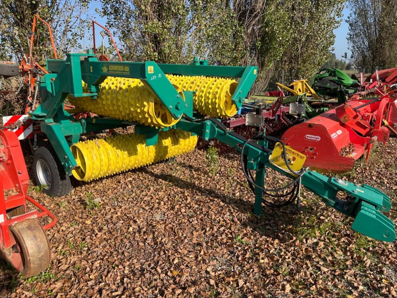 Agromerkur Cambridge 5.4 - Con lăn ruộng: hình 2 Agromerkur Cambridge 5.4 - Con lăn ruộng: hình 2