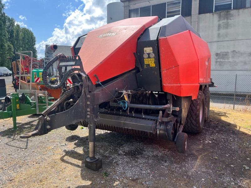 Kuhn LSB 1290 - Máy đóng kiện vuông: hình 1 Kuhn LSB 1290 - Máy đóng kiện vuông: hình 1