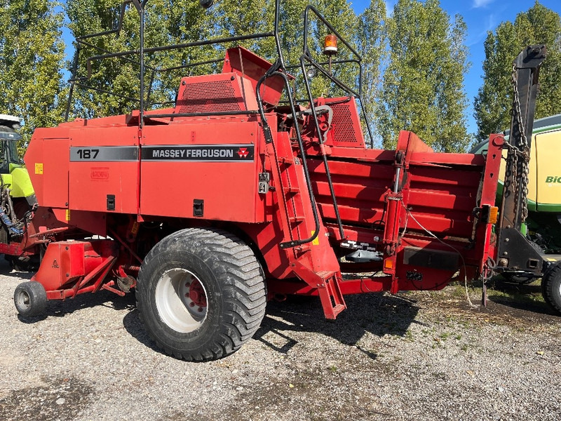 Massey Ferguson 187 - Máy đóng kiện vuông: hình 2 Massey Ferguson 187 - Máy đóng kiện vuông: hình 2