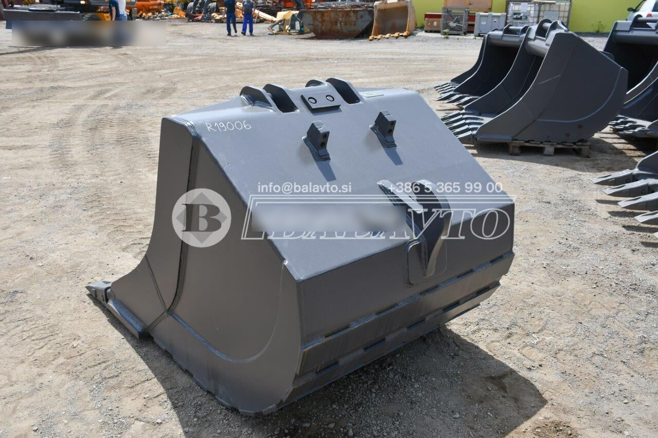 BALAVTO digging bucket 1300 mm S1 - Gầu máy xúc: hình 4 BALAVTO digging bucket 1300 mm S1 - Gầu máy xúc: hình 4