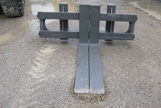 Balavto pallet forks for loaders - Chĩa cho Máy xúc lật: hình 3 Balavto pallet forks for loaders - Chĩa cho Máy xúc lật: hình 3