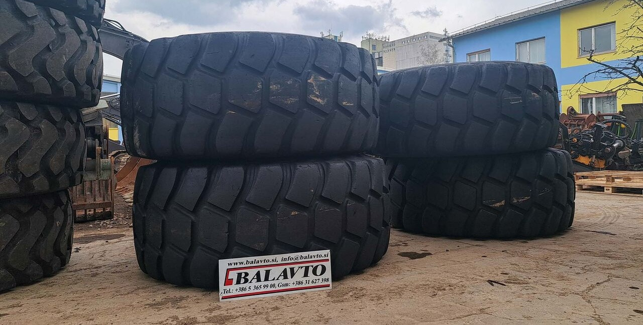Bridgestone 29.5R25 - Lốp cho Máy xúc lật bánh lốp: hình 1 Bridgestone 29.5R25 - Lốp cho Máy xúc lật bánh lốp: hình 1