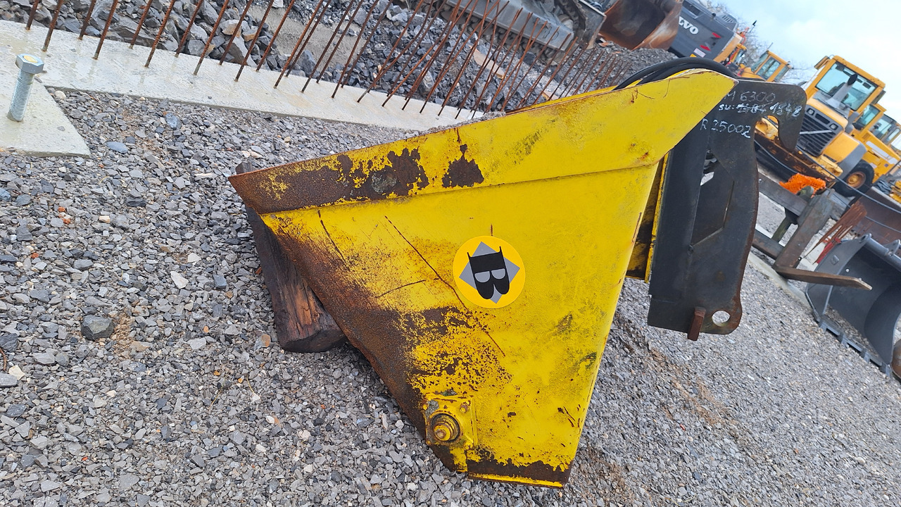 Embankment grading bucket 2500 mm for 12-15 ton excavators - Gầu cho Máy xúc: hình 4 Embankment grading bucket 2500 mm for 12-15 ton excavators - Gầu cho Máy xúc: hình 4