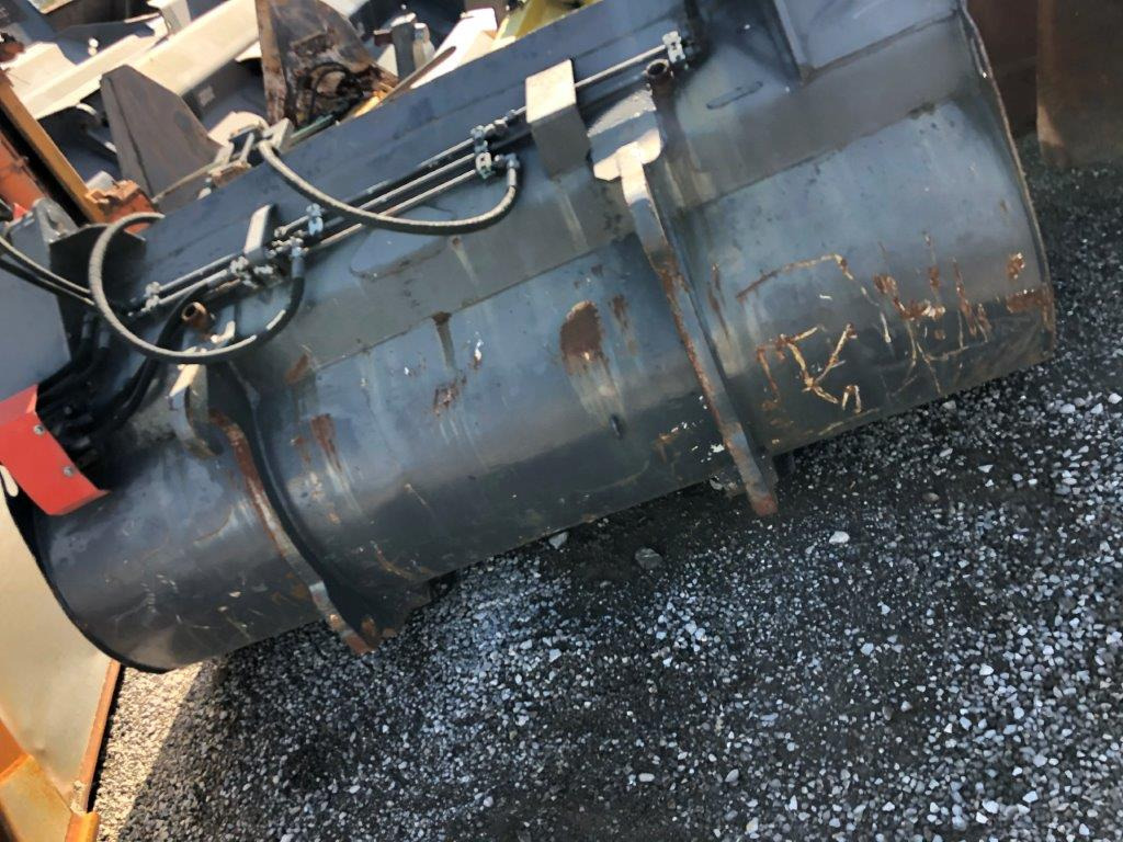 Front loader bucket with closure 2300 mm Volvo - Gầu xúc lật cho Máy xúc lật bánh lốp: hình 4 Front loader bucket with closure 2300 mm Volvo - Gầu xúc lật cho Máy xúc lật bánh lốp: hình 4