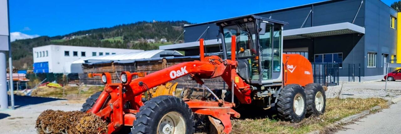 O&K F156.6 - Máy san: hình 1 O&K F156.6 - Máy san: hình 1