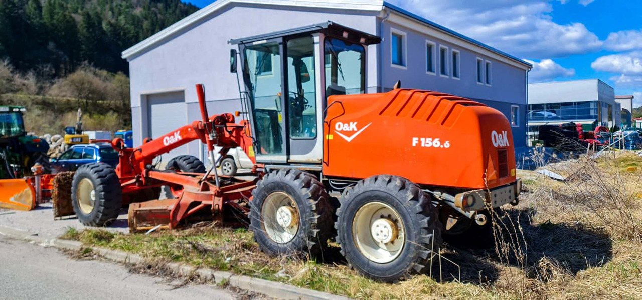 O&K F156.6 - Máy san: hình 2 O&K F156.6 - Máy san: hình 2