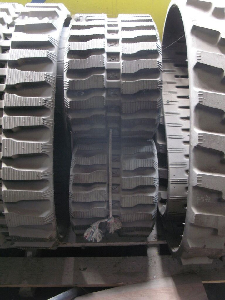 TAERYUK CS300X52,5X78 - Bánh lăn cho Máy xúc: hình 1 TAERYUK CS300X52,5X78 - Bánh lăn cho Máy xúc: hình 1