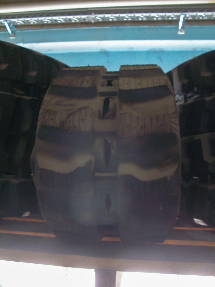 TAERYUK EW300X109X36 - Bánh lăn cho Máy xúc: hình 1 TAERYUK EW300X109X36 - Bánh lăn cho Máy xúc: hình 1