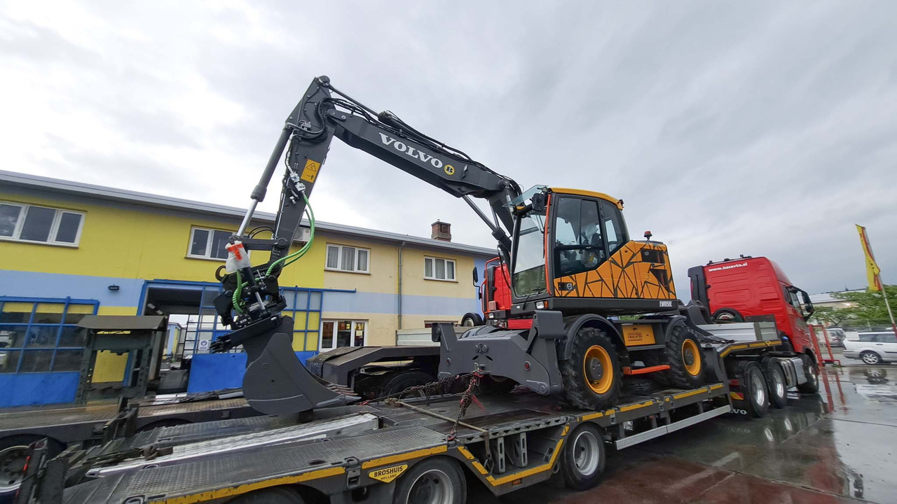 VOLVO EWR150E - Máy xúc bánh lốp: hình 1 VOLVO EWR150E - Máy xúc bánh lốp: hình 1