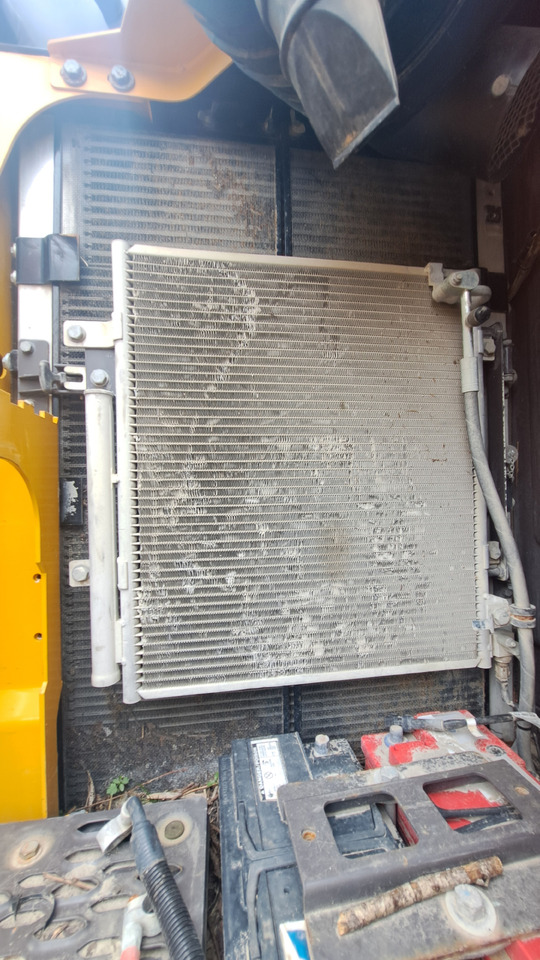 VOLVO EWR150E - Máy xúc bánh lốp: hình 3 VOLVO EWR150E - Máy xúc bánh lốp: hình 3