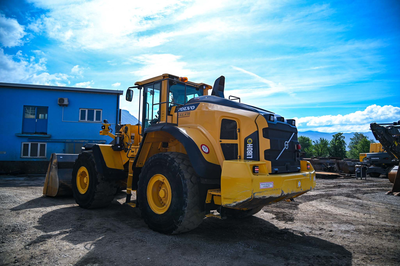 VOLVO L180H - Máy xúc lật bánh lốp: hình 4 VOLVO L180H - Máy xúc lật bánh lốp: hình 4