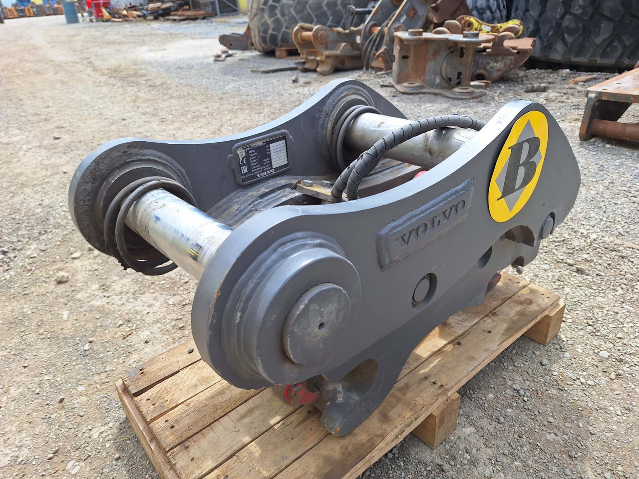 Volvo - Bộ ghép nhanh cho Máy móc xây dựng: hình 4 Volvo - Bộ ghép nhanh cho Máy móc xây dựng: hình 4