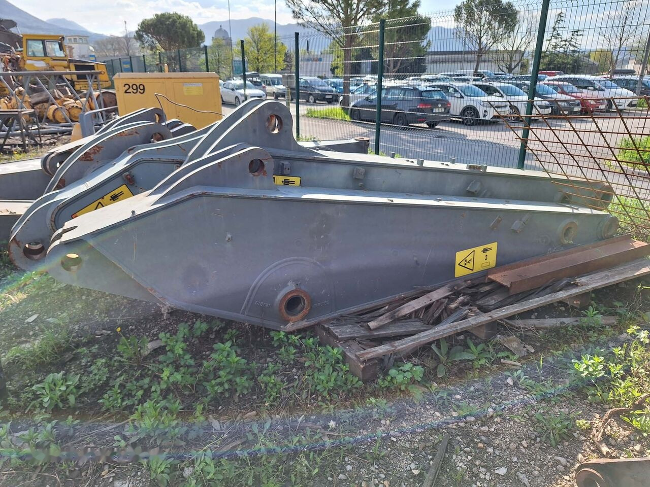 Volvo dipper arm 2600 mm 14577191 Volvo EC300D, EC300E - Boom cho Máy xúc: hình 2 Volvo dipper arm 2600 mm 14577191 Volvo EC300D, EC300E - Boom cho Máy xúc: hình 2