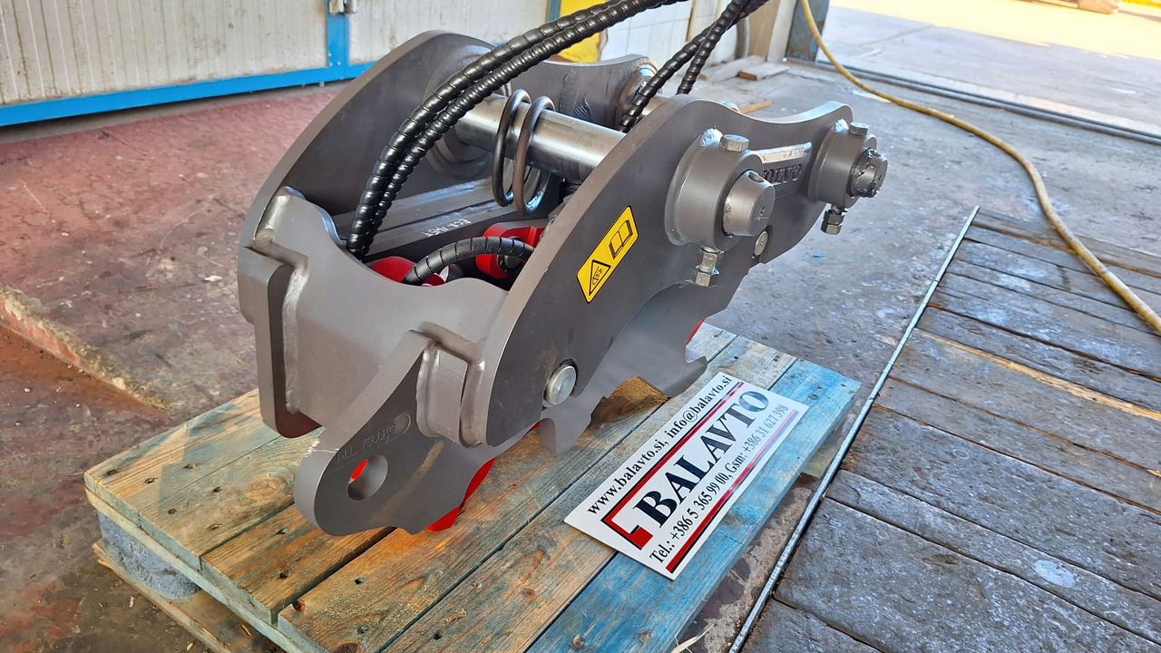 Volvo hydraulic quick coupler UNI65 - Bộ ghép nhanh cho Máy xúc: hình 3 Volvo hydraulic quick coupler UNI65 - Bộ ghép nhanh cho Máy xúc: hình 3