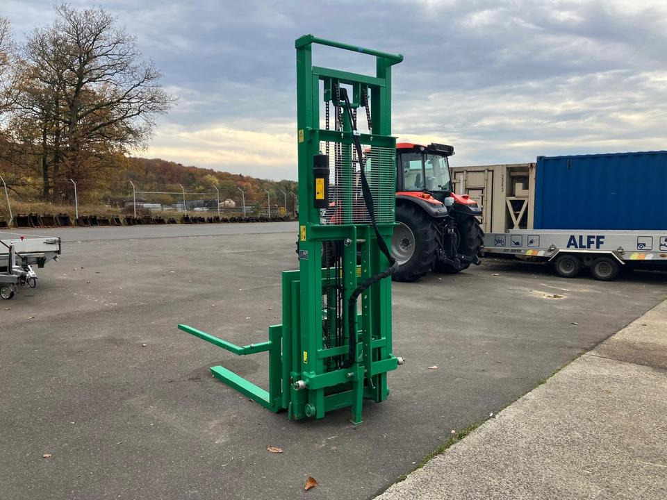 Heckstapler Dreipunkt mit Kistendrehgerät - Chĩa: hình 3 Heckstapler Dreipunkt mit Kistendrehgerät - Chĩa: hình 3