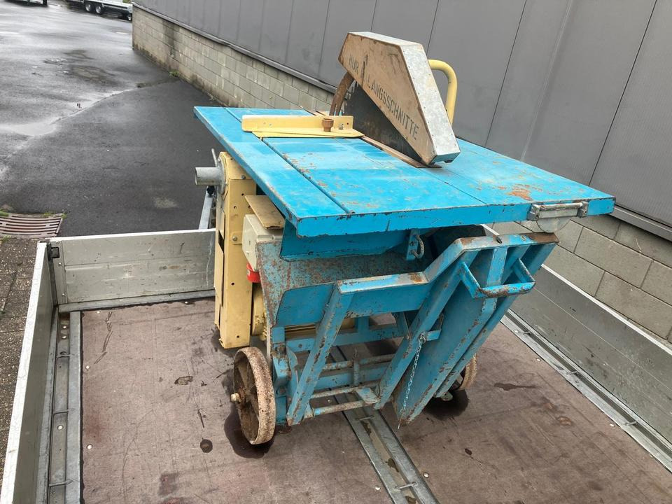 Wipp Tischkreissäge für Brennholz - Trang thiết bị xưởng: hình 1 Wipp Tischkreissäge für Brennholz - Trang thiết bị xưởng: hình 1