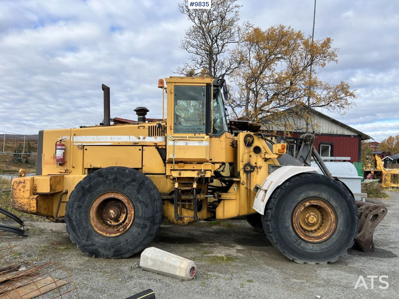 1995 Volvo L180C - Máy xúc lật bánh lốp: hình 2 1995 Volvo L180C - Máy xúc lật bánh lốp: hình 2