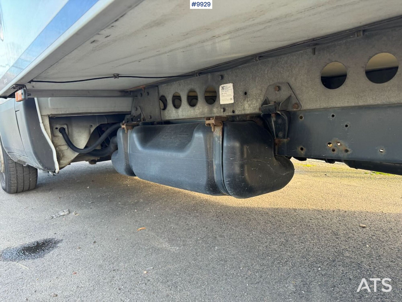 Xe tải nhỏ thùng kín Box Truck Iveco Daily with Tail Lift: hình 19 Xe tải nhỏ thùng kín Box Truck Iveco Daily with Tail Lift: hình 19