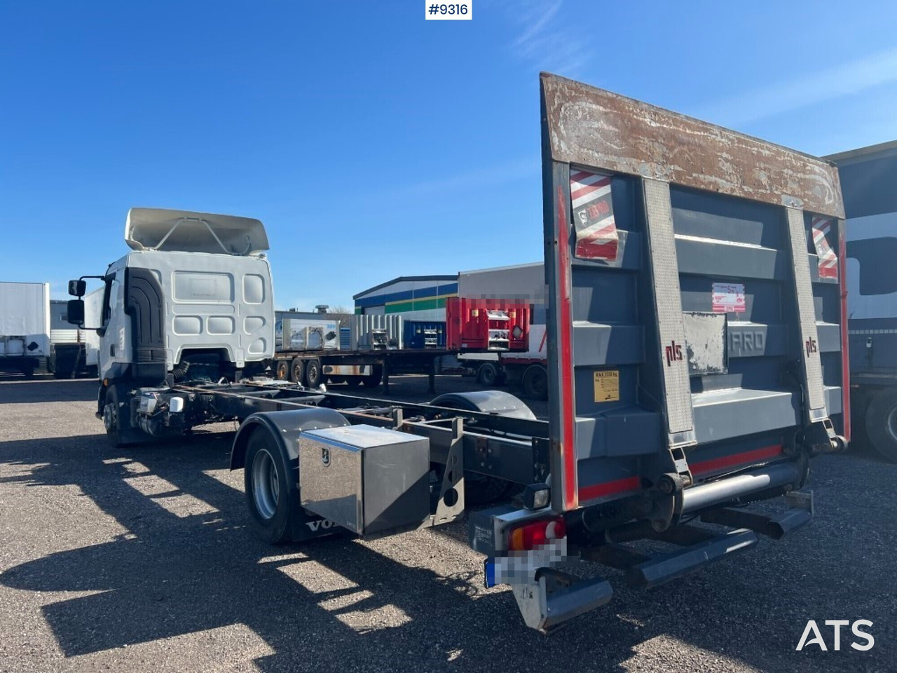 Chassis Volvo FL 250 - Xe tải khung gầm: hình 4 Chassis Volvo FL 250 - Xe tải khung gầm: hình 4