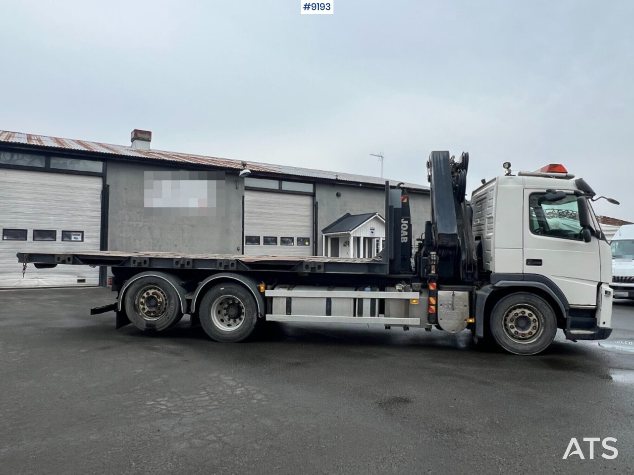 Crane truck VOLVO FM 6*2 with Flatbed and Gravel flatbed (See Video) - Xe cẩu tự hành: hình 3 Crane truck VOLVO FM 6*2 with Flatbed and Gravel flatbed (See Video) - Xe cẩu tự hành: hình 3