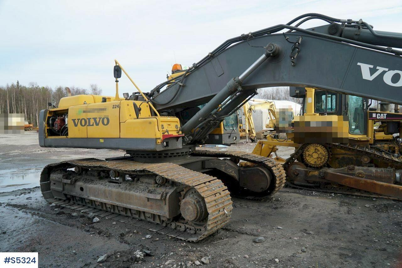 EXCAVATOR Volvo EC460BLC WITH BUCKET - Máy xúc: hình 2 EXCAVATOR Volvo EC460BLC WITH BUCKET - Máy xúc: hình 2