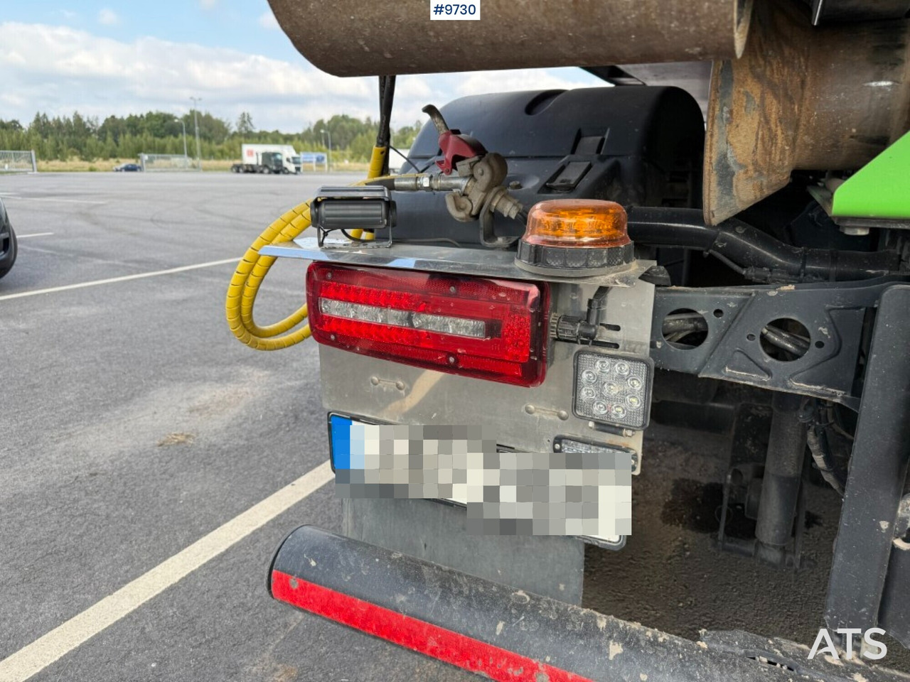 Cho thuê  Hook lift MAN TGS 26.510 with crane flatbed and gravel flatbed Hook lift MAN TGS 26.510 with crane flatbed and gravel flatbed: hình 16