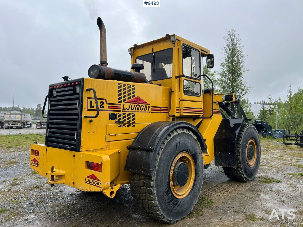 Ljungby L14 Wheel loader (VIDEO) - Máy xúc lật bánh lốp: hình 4 Ljungby L14 Wheel loader (VIDEO) - Máy xúc lật bánh lốp: hình 4
