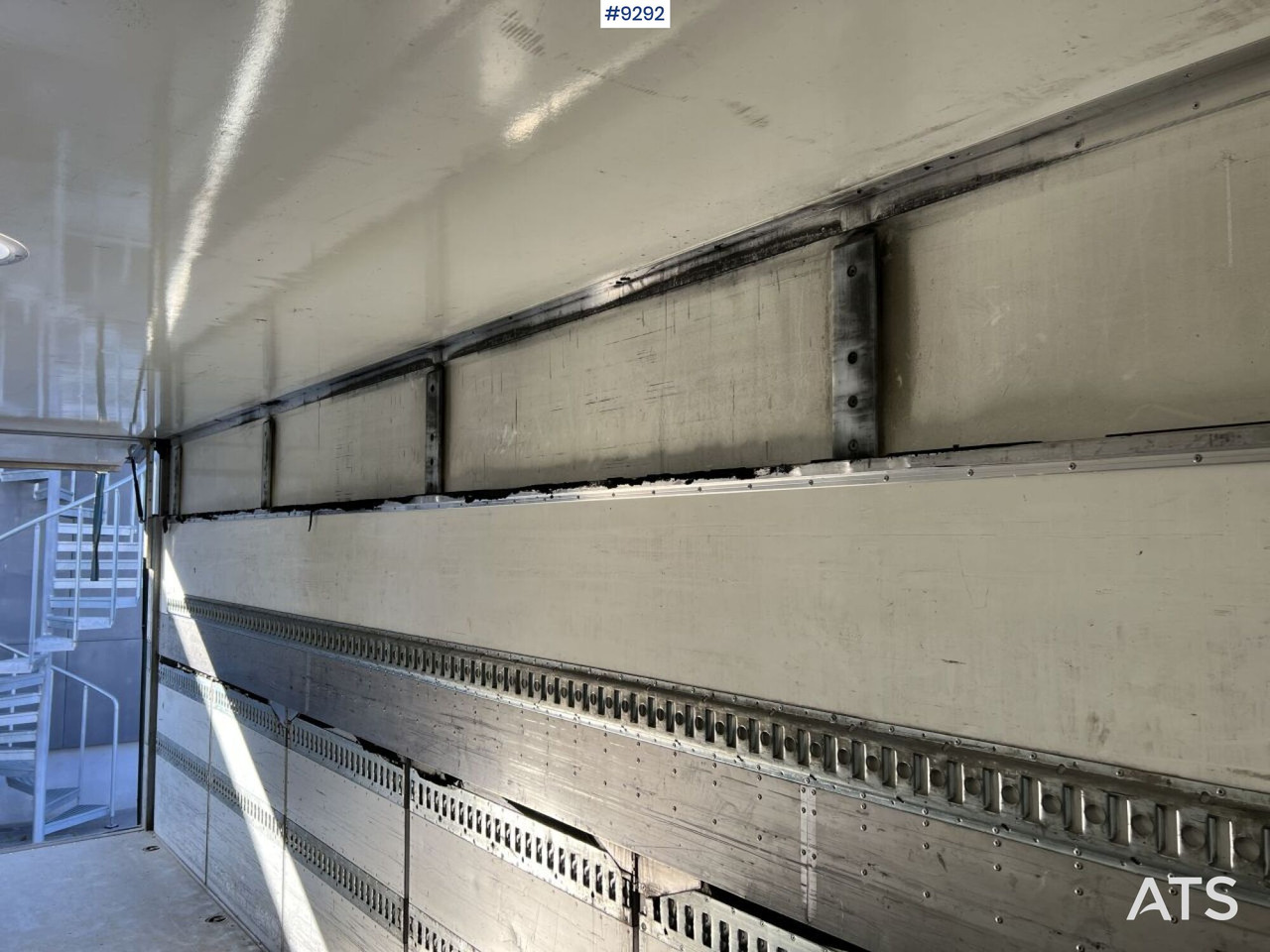 Xe tải hộp MAN TGM 26.340 6X2 Box truck: hình 14