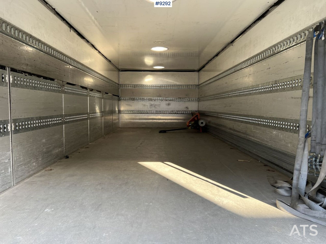 Xe tải hộp MAN TGM 26.340 6X2 Box truck: hình 7