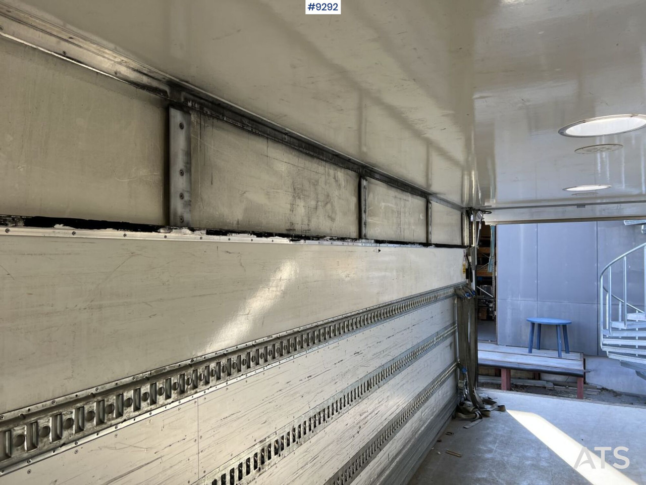 Xe tải hộp MAN TGM 26.340 6X2 Box truck: hình 15