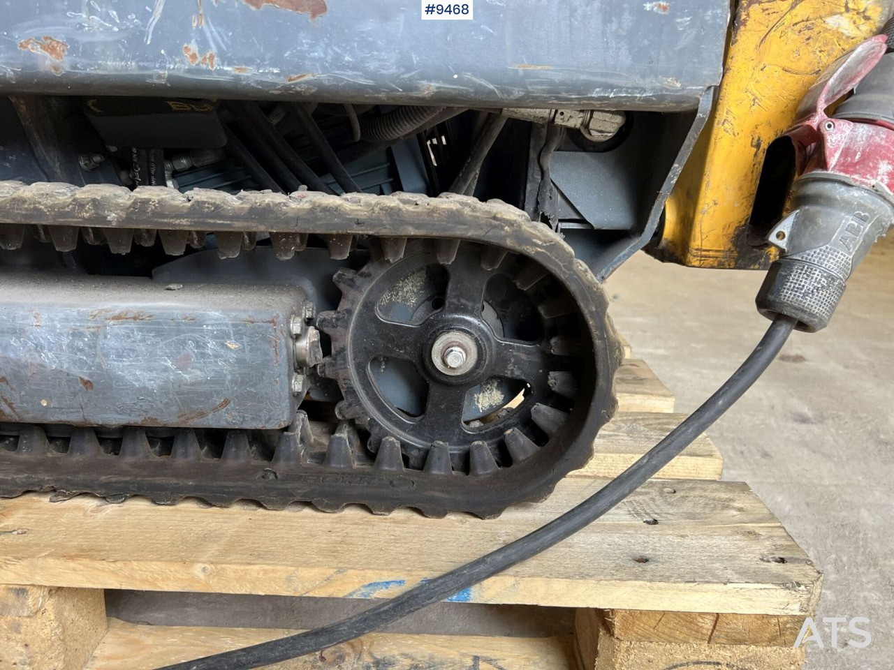 BROKK 70 Demolition / Forming robot - Máy móc xây dựng: hình 5 BROKK 70 Demolition / Forming robot - Máy móc xây dựng: hình 5