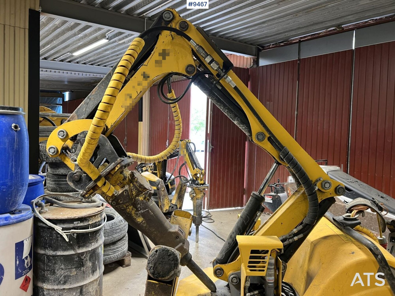 Máy móc xây dựng BROKK 90 Demolition / Forming robot: hình 10