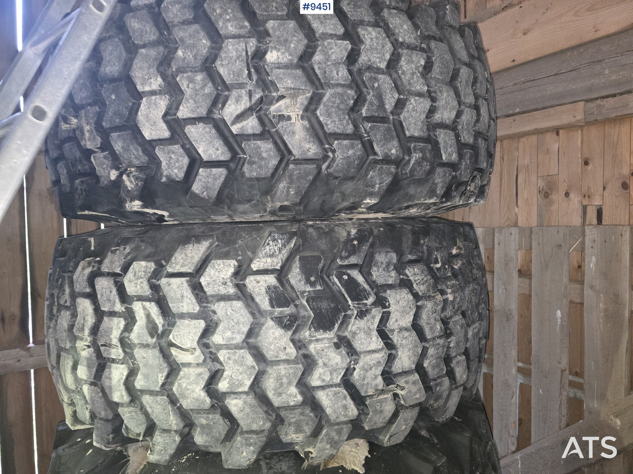 NOKIAN TIRE AND RIM FOR HUDDIG - Trang thiết bị xây dựng: hình 3 NOKIAN TIRE AND RIM FOR HUDDIG - Trang thiết bị xây dựng: hình 3