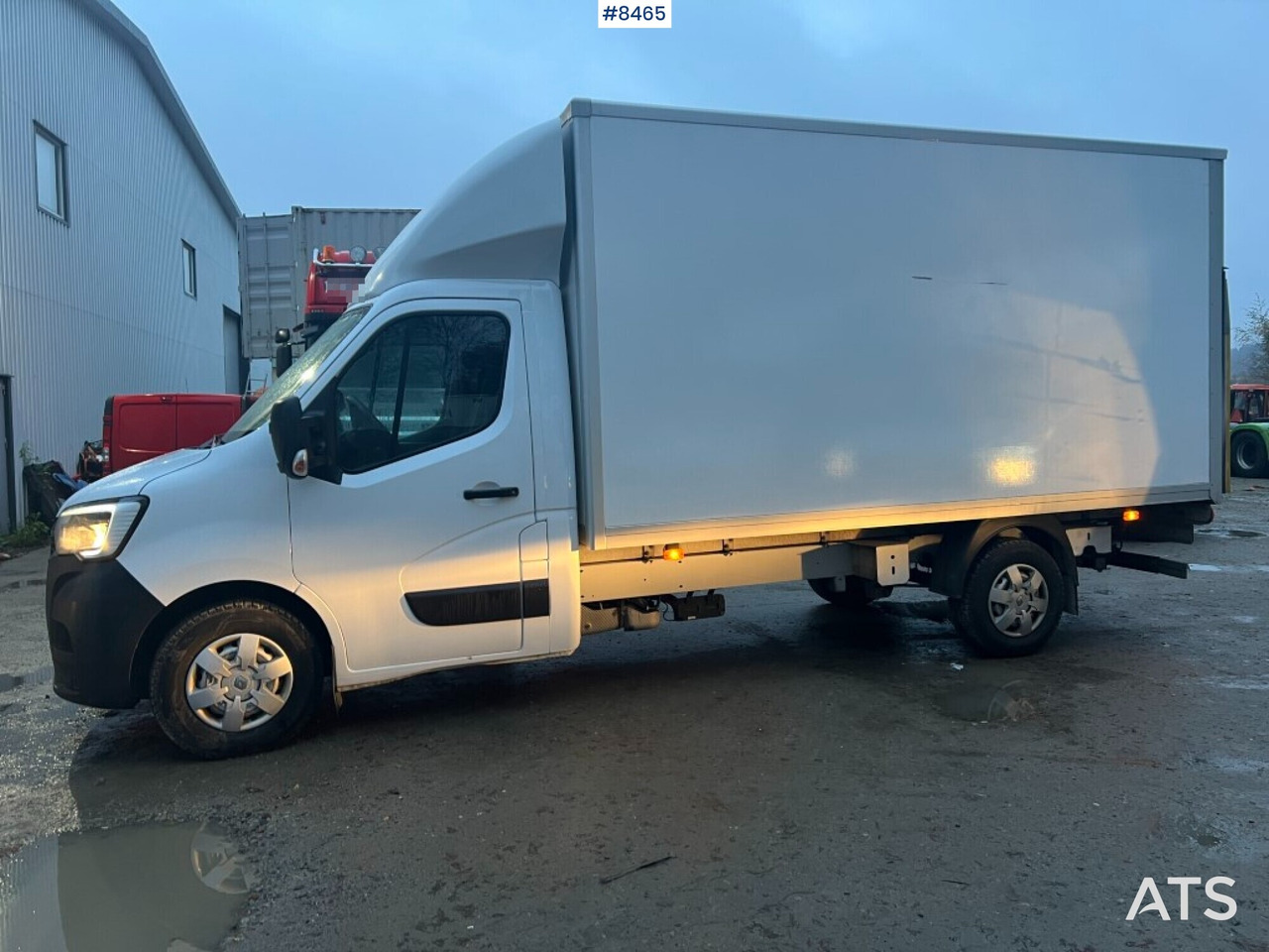 Renault master with tail lift - Xe tải nhỏ thùng kín: hình 4 Renault master with tail lift - Xe tải nhỏ thùng kín: hình 4