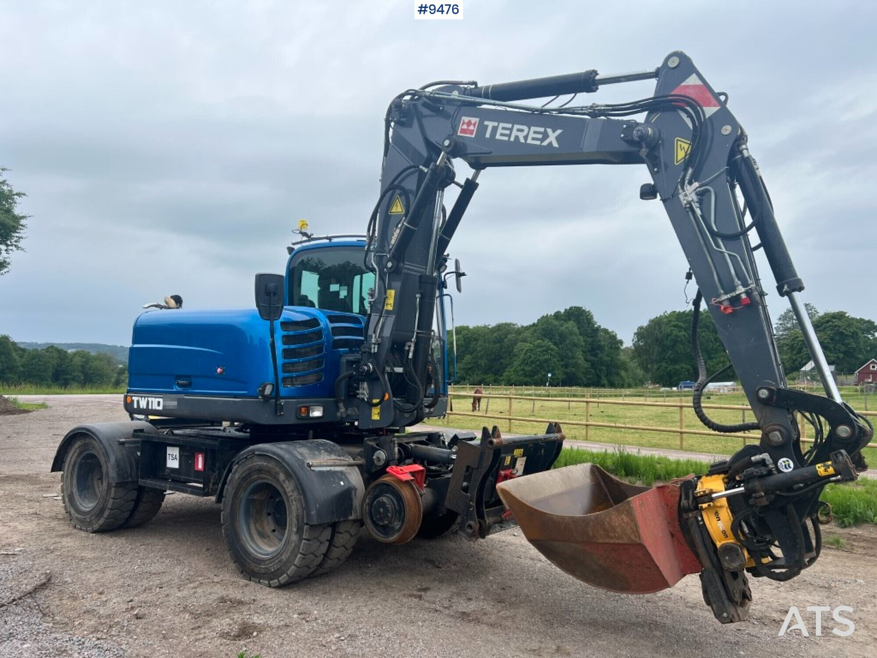 Terex TW 110 Railway machine (VIDEO) - Máy xúc bánh lốp: hình 2 Terex TW 110 Railway machine (VIDEO) - Máy xúc bánh lốp: hình 2