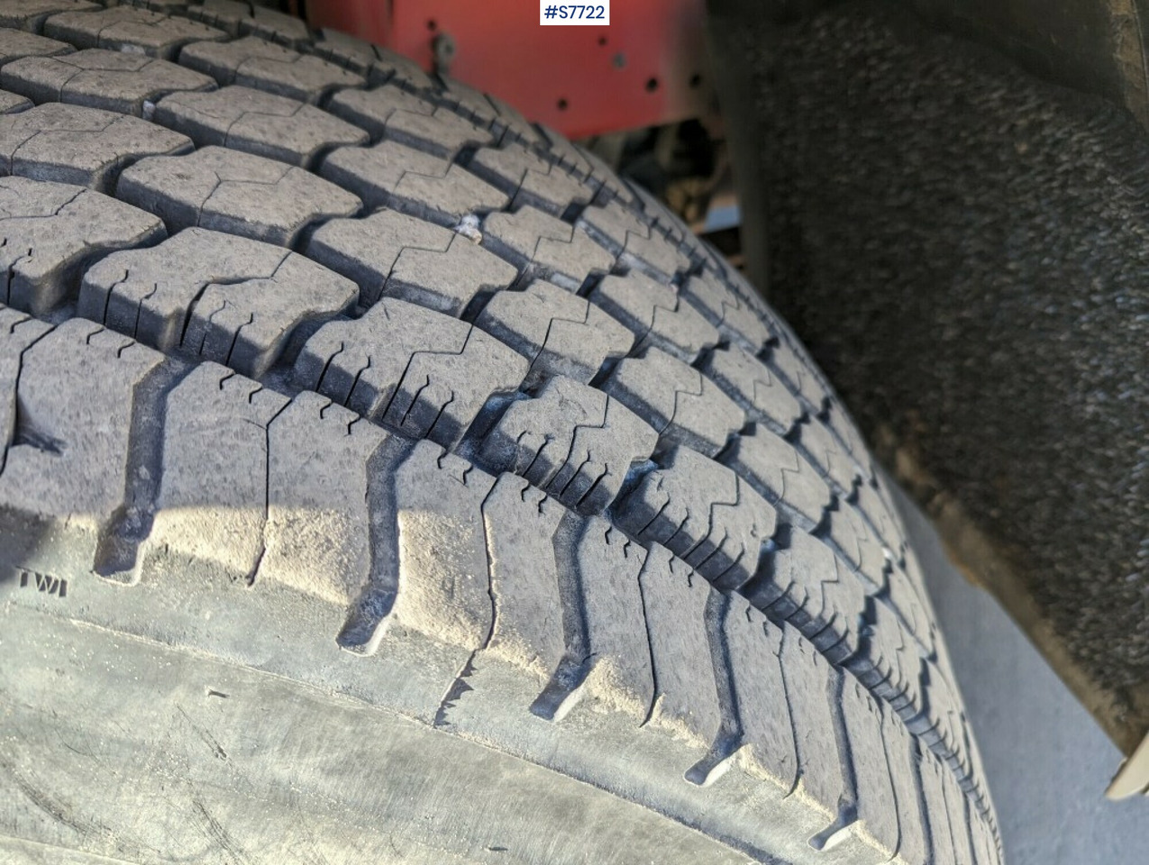 Tipper Truck DAF FAT XF530Z - Xe ben: hình 5 Tipper Truck DAF FAT XF530Z - Xe ben: hình 5