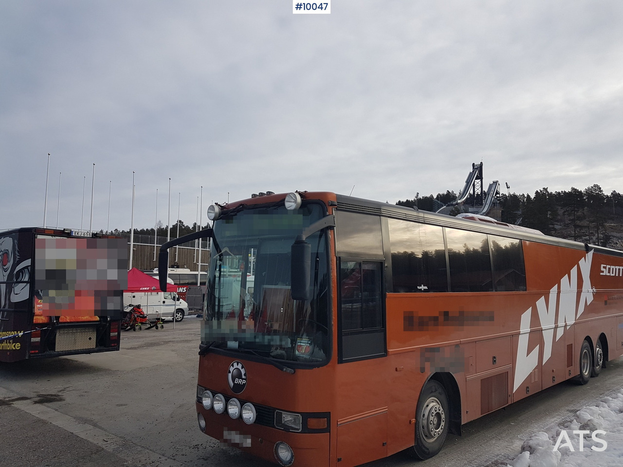 VOLVO B10M-70B Motorhome / Snowmobile bus with rear lift - Xe van cắm trại: hình 3 VOLVO B10M-70B Motorhome / Snowmobile bus with rear lift - Xe van cắm trại: hình 3
