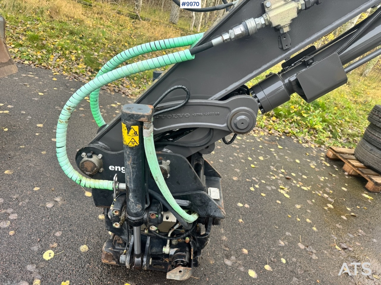 Volvo ECR88D crawler excavator with rotor tilt, 3 buckets, and ripper. 910 hours! - Máy xúc bánh xích: hình 4 Volvo ECR88D crawler excavator with rotor tilt, 3 buckets, and ripper. 910 hours! - Máy xúc bánh xích: hình 4