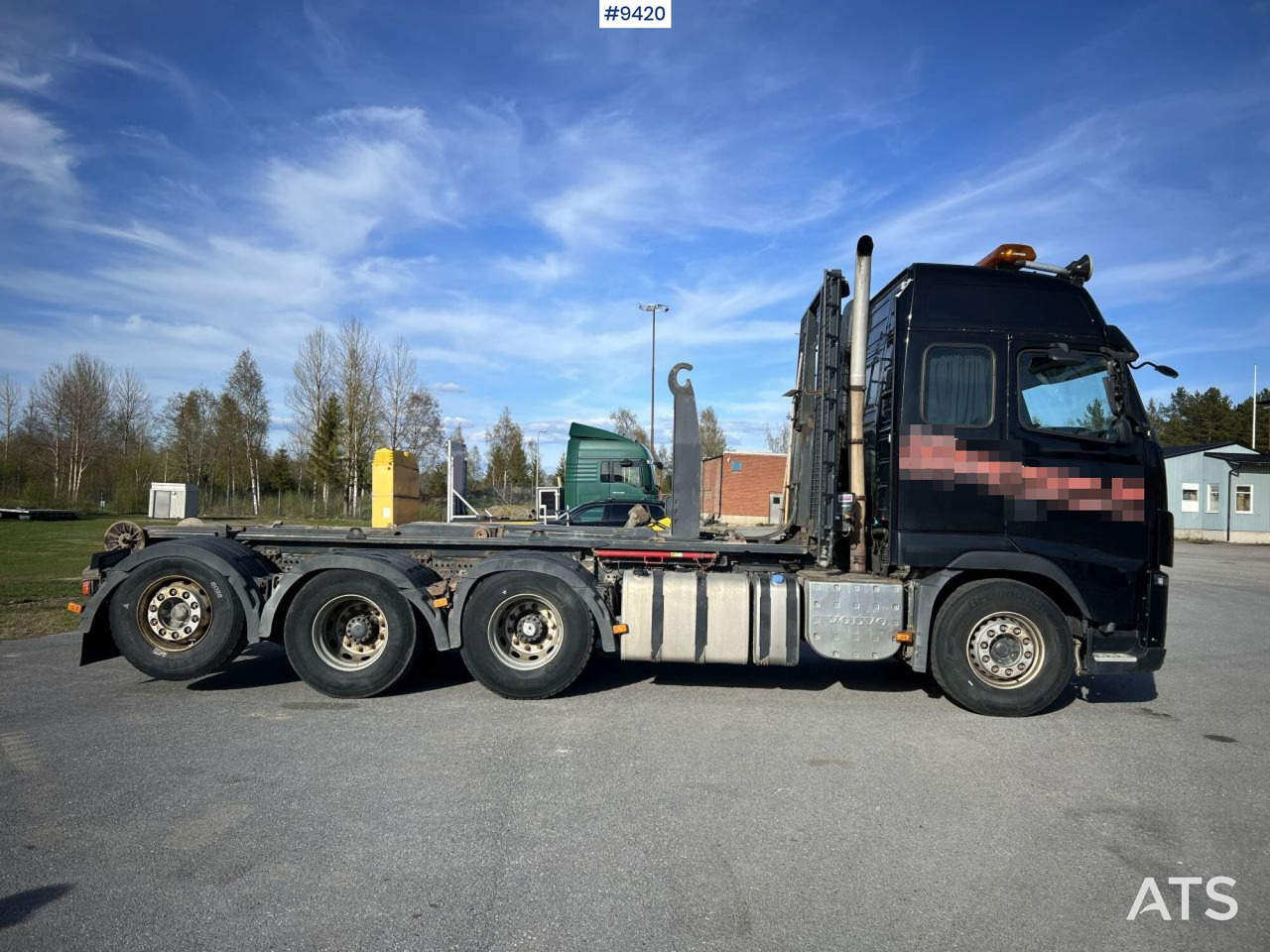 Volvo FH16 8*4 Tridem Hooklift - Xe tải nâng móc: hình 3 Volvo FH16 8*4 Tridem Hooklift - Xe tải nâng móc: hình 3