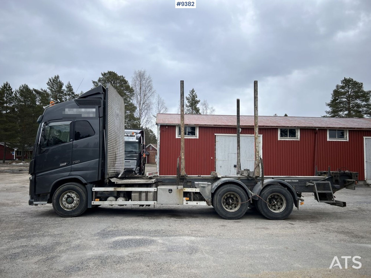 Volvo FH16 Timber truck / Logging truck (VIDEO) - Xe chở gỗ: hình 3 Volvo FH16 Timber truck / Logging truck (VIDEO) - Xe chở gỗ: hình 3