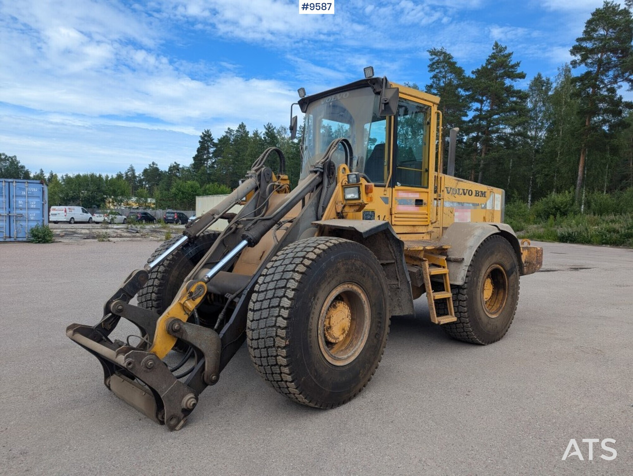 Wheel loader Volvo L90B (SEE VIDEO) - Máy xúc lật bánh lốp: hình 1 Wheel loader Volvo L90B (SEE VIDEO) - Máy xúc lật bánh lốp: hình 1
