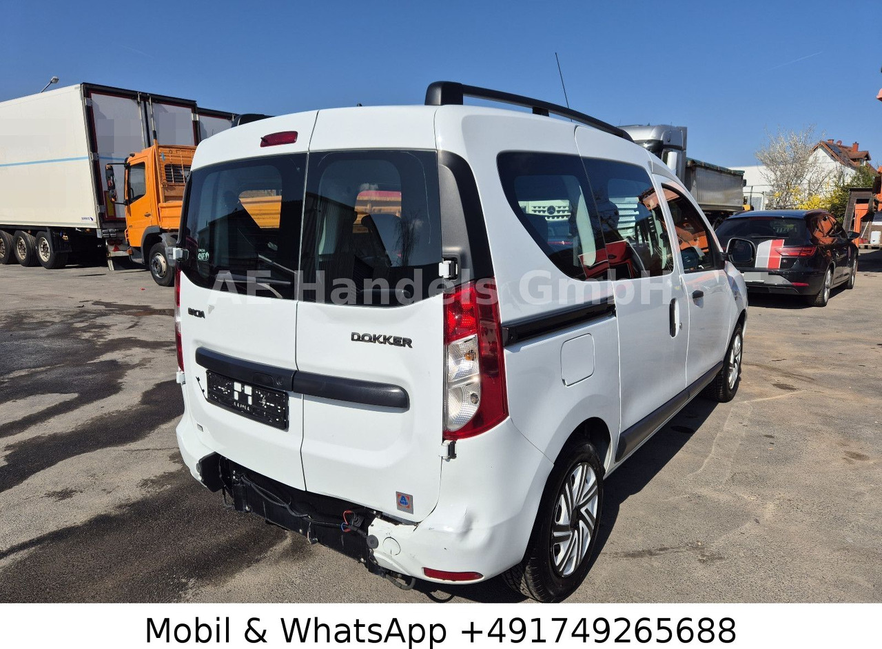 Dacia Dokker Comfort *Behindertengerecht/Rampe/Manual - Xe van chở khách: hình 5 Dacia Dokker Comfort *Behindertengerecht/Rampe/Manual - Xe van chở khách: hình 5
