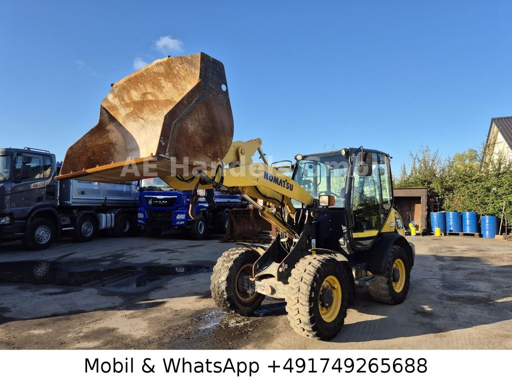 Komatsu WA70-7 *Schaufel-1,5m³/Gabel/Schnellwechsler - Máy xúc lật bánh lốp: hình 1 Komatsu WA70-7 *Schaufel-1,5m³/Gabel/Schnellwechsler - Máy xúc lật bánh lốp: hình 1