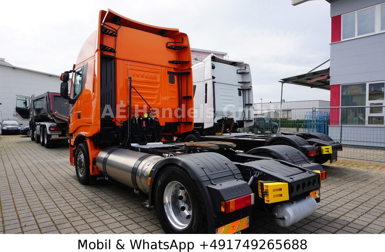 Iveco Stralis NP 400 Hi-Way BL LNG*Retarder/Standklima - Xe đầu kéo: hình 4 Iveco Stralis NP 400 Hi-Way BL LNG*Retarder/Standklima - Xe đầu kéo: hình 4
